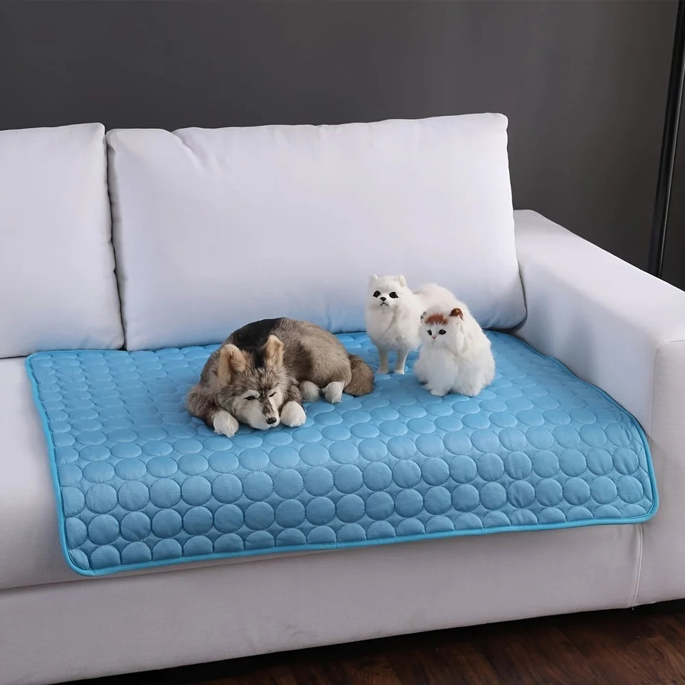Extra Large Dog Cooling Mat – Summer Pet Ice Pad for Dogs & Cats