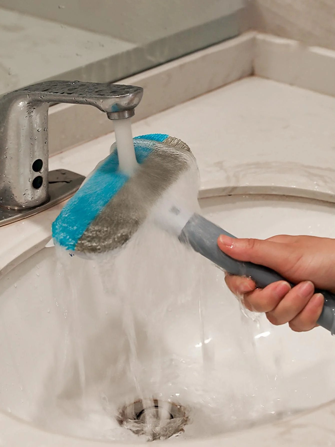 Long Handle Pet Hair Remover & Cleaning Brush